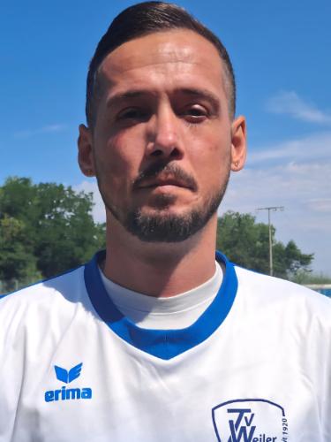 Valon Kelmendi