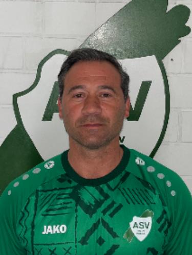 Mario Pennisi