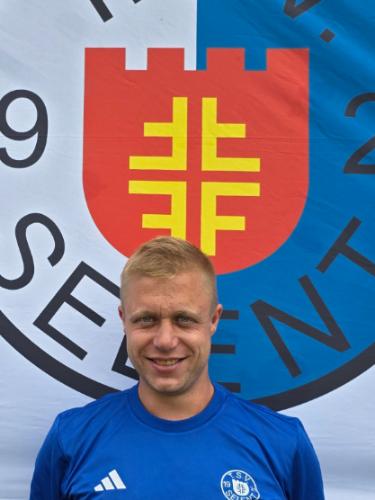 Dominik Hass