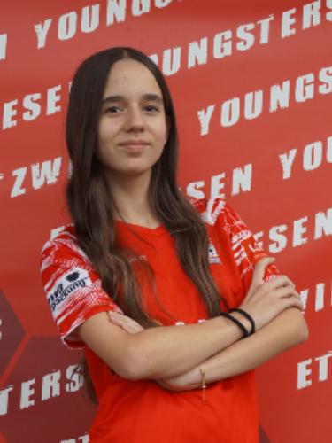 Esila Demirok