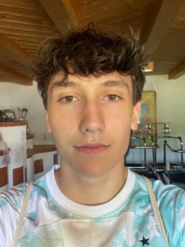 Elias Pfau