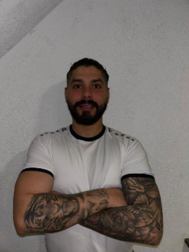 Güven Atakan