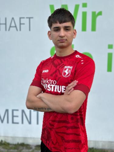 Artur Kazmirov