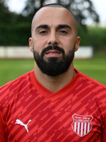 Sezer Yenipinar