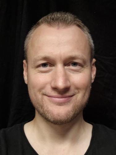 Simon Engel