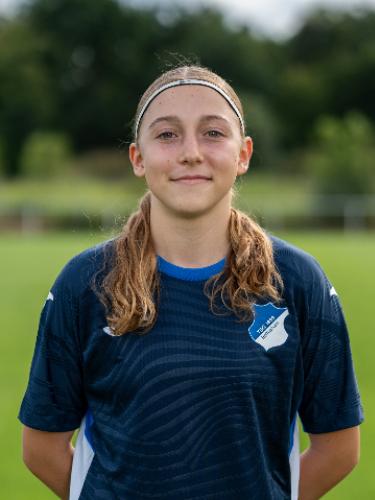 Esther Melicharek