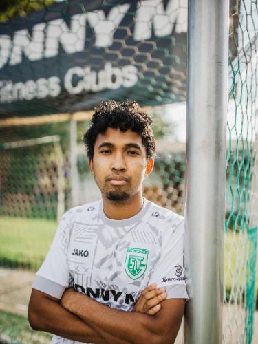 Vola Nirina Lucas Razafimahatratra