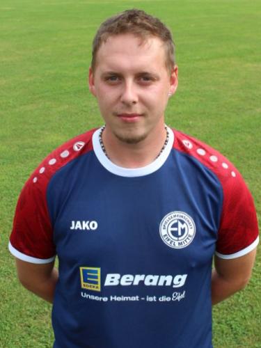 Niklas Crump