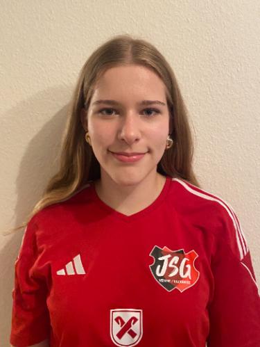 Lena Vor den Tharen