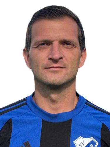 Tobias Täge