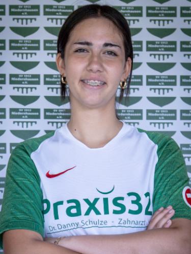Duygu Safet