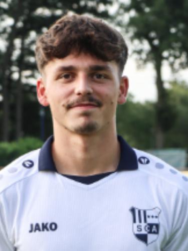 Luca Keanu Lars Huesmann