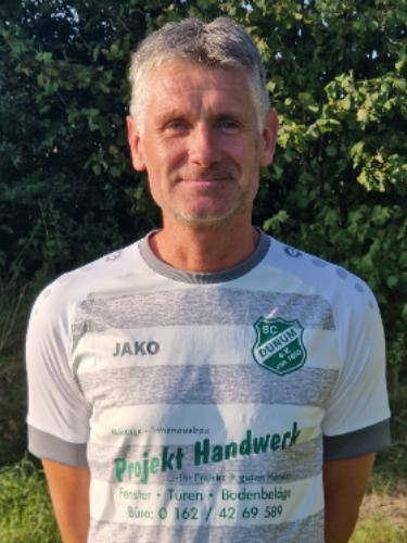 Holger Van-Essen