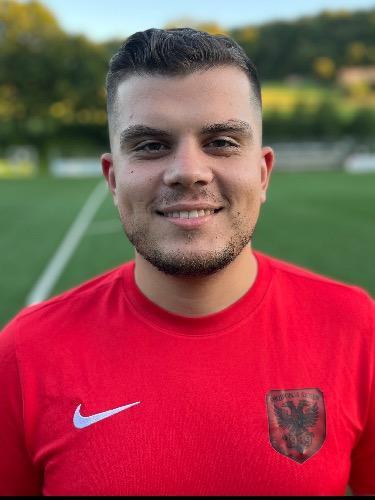 Nazmi Zuta
