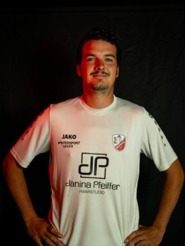 Adrian Schwarz