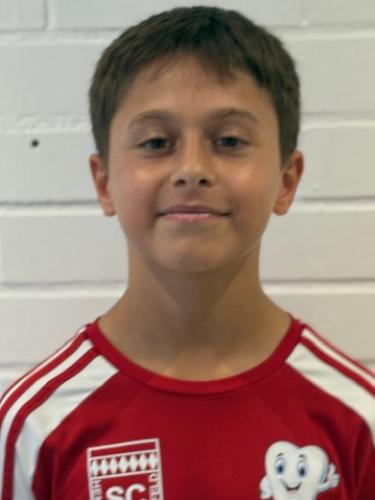 Adriano Beyaz