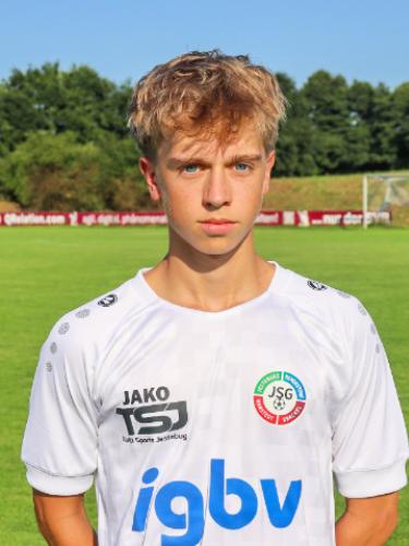 Nick Maximilian Heuer