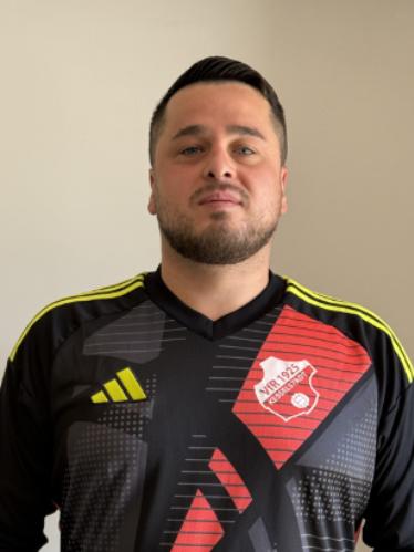 Burhan Efil