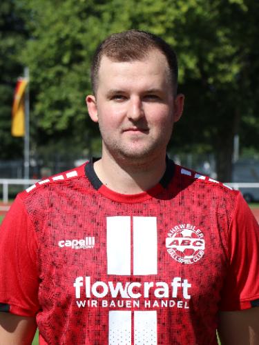 Lukas Adeneuer