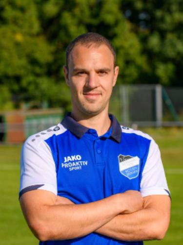 Benedikt Gollas