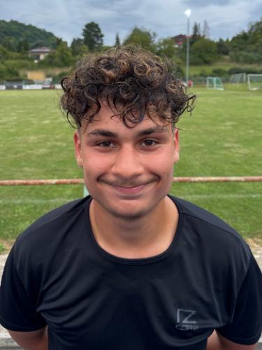 Dennis Eyoub Khadhraoui