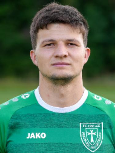 Yanik Roth