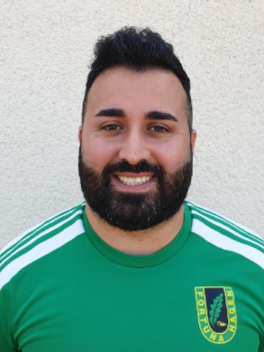 Sezer Gür