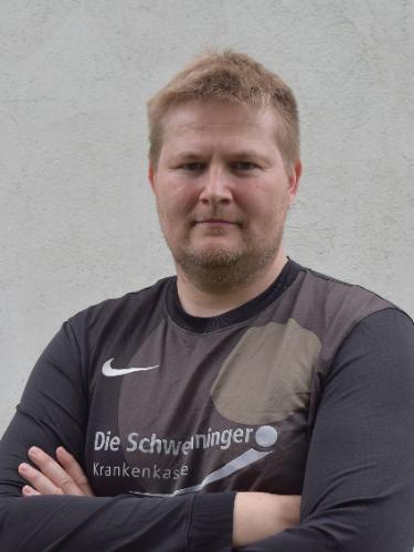 Maik Iglodan