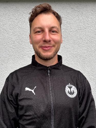 Mike Niidas