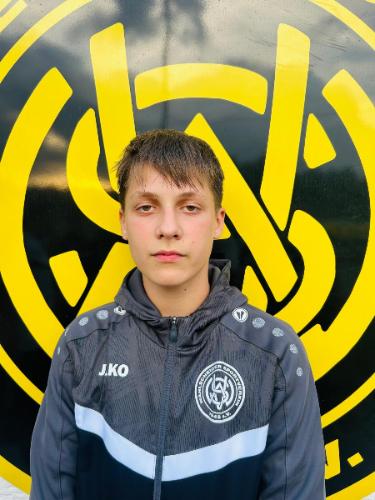 Mika Paul Hennes