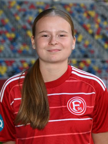 Celyne Hanni Aderhold