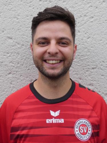 Lucas Kühnert