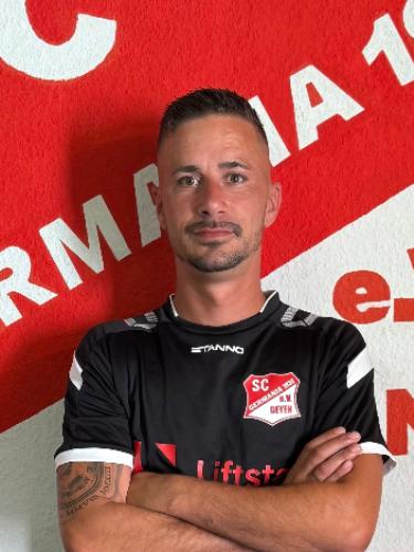 Dennis Frere