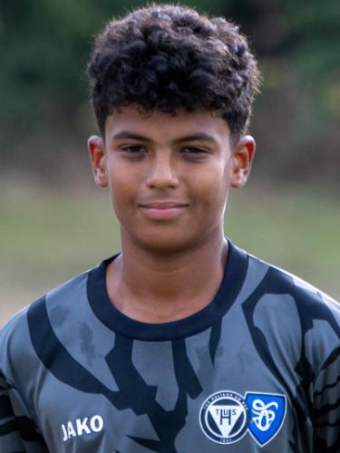 Elijah Hama