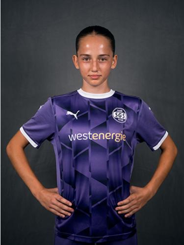 Amina Sujak