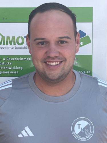 Max Knaup