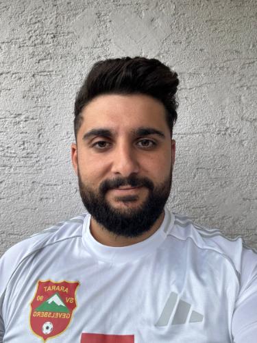 Kadir Celik