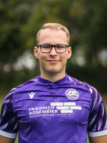 Luca Büsscher