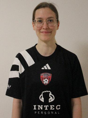 Larissa Stäps