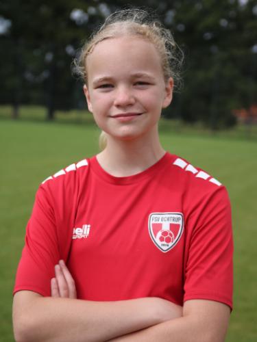 Ella Wenzel