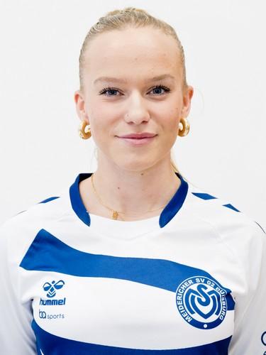 Angelina Laux