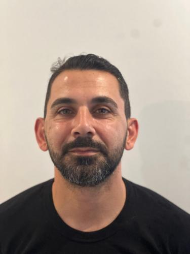 Ayhan Özer