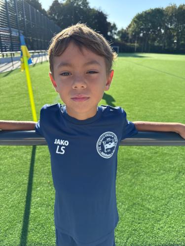 Leonard Louis Schinze