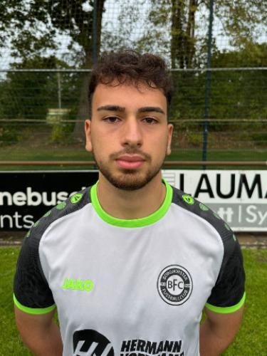 Umut Özüsaglam