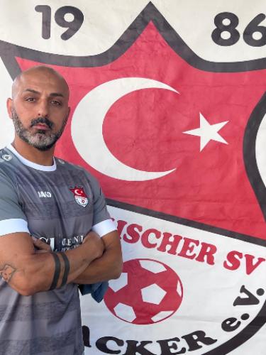 Özkan Sasmaz