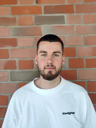 Tim Hentschel
