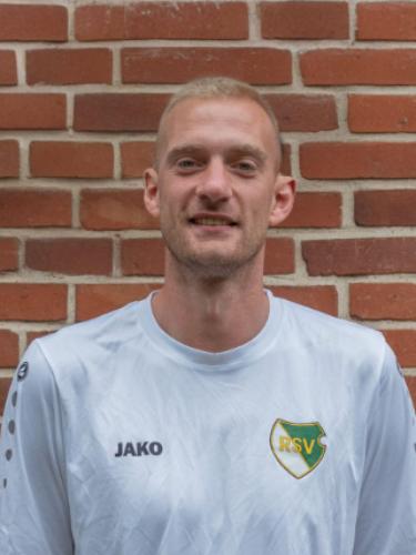 Dennis Julian Schlüter
