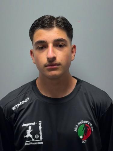 Kaan Sezer