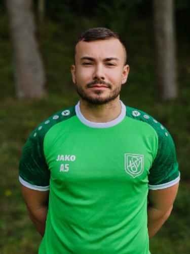Adrian Schmolke