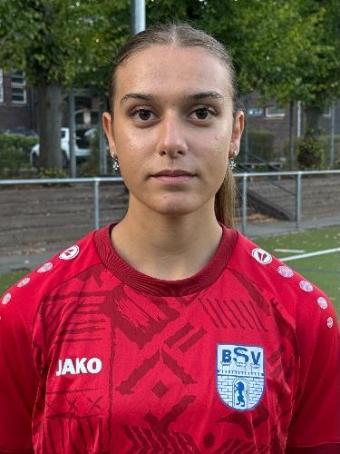 Vivien Adam